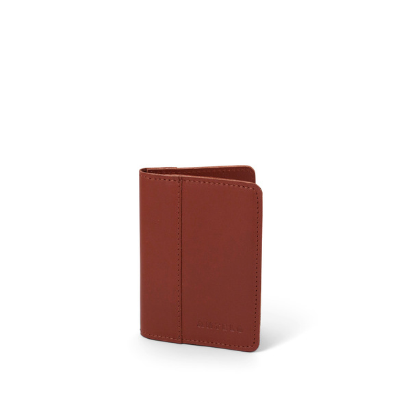 X0001552 Hudson leather passport holder - Sable Tan