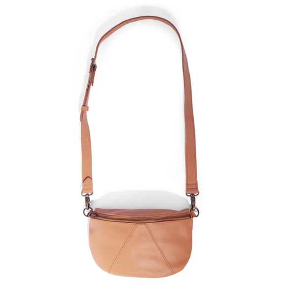 Antelo Ruby Classic Leather moonbag Crossbody TAN